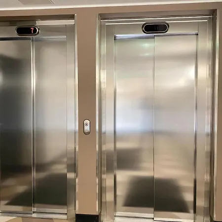 Goldfinger Saunallinen Kaksio Merinaekoealalla 11 Krs * Helsinki