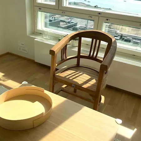 Goldfinger Saunallinen Kaksio Merinaekoealalla 11 Krs *