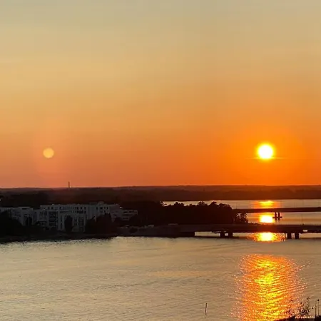 Goldfinger Saunallinen Kaksio Merinaekoealalla 11 Krs Helsinky